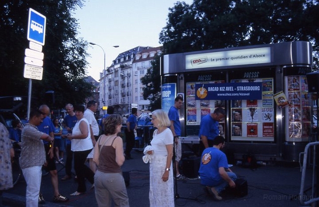 FL000 (8).jpg - 21 Juin 2005. Strasbourg (67). Fête de la musique.
